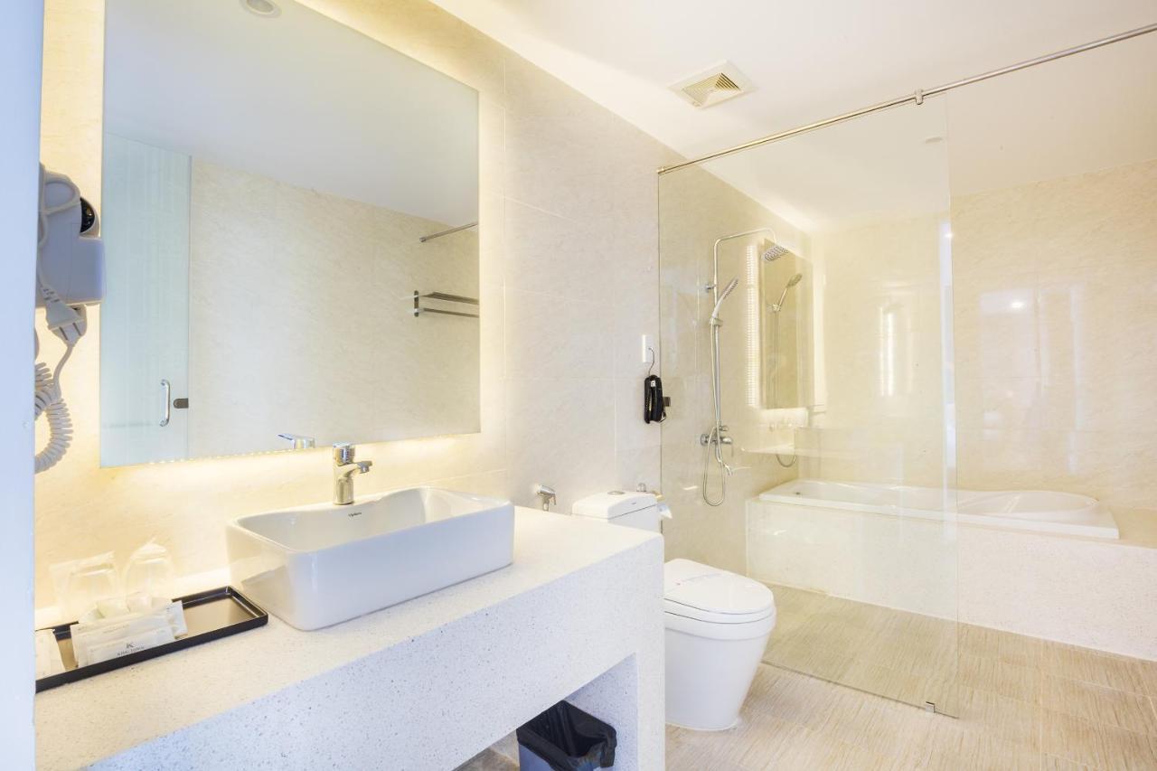 King Town Grand Hotel & Wedding Center Nha Trang Buitenkant foto