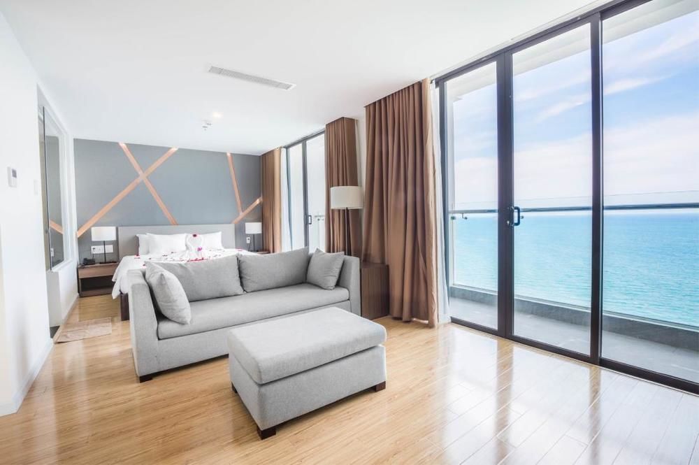 King Town Grand Hotel & Wedding Center Nha Trang Buitenkant foto