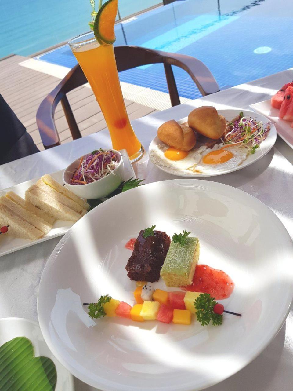 King Town Grand Hotel & Wedding Center Nha Trang Buitenkant foto